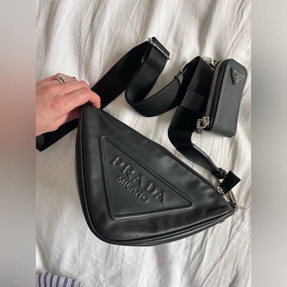 Prada Triangle leather shoulder bag (Grace Lux) authentic. - Picture 3 of 8